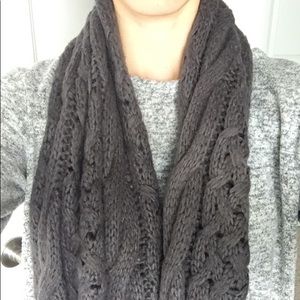 Heather gray woven wrap scarf